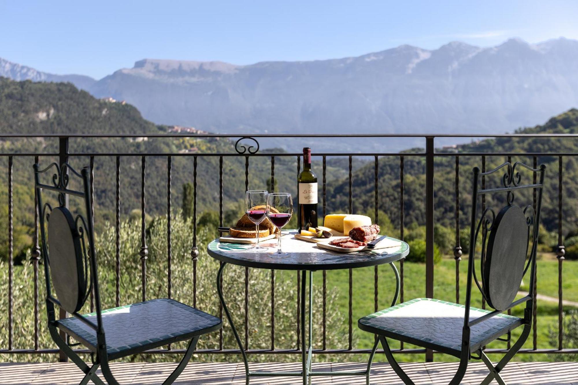 Mos Country House Tremosine 外观 照片