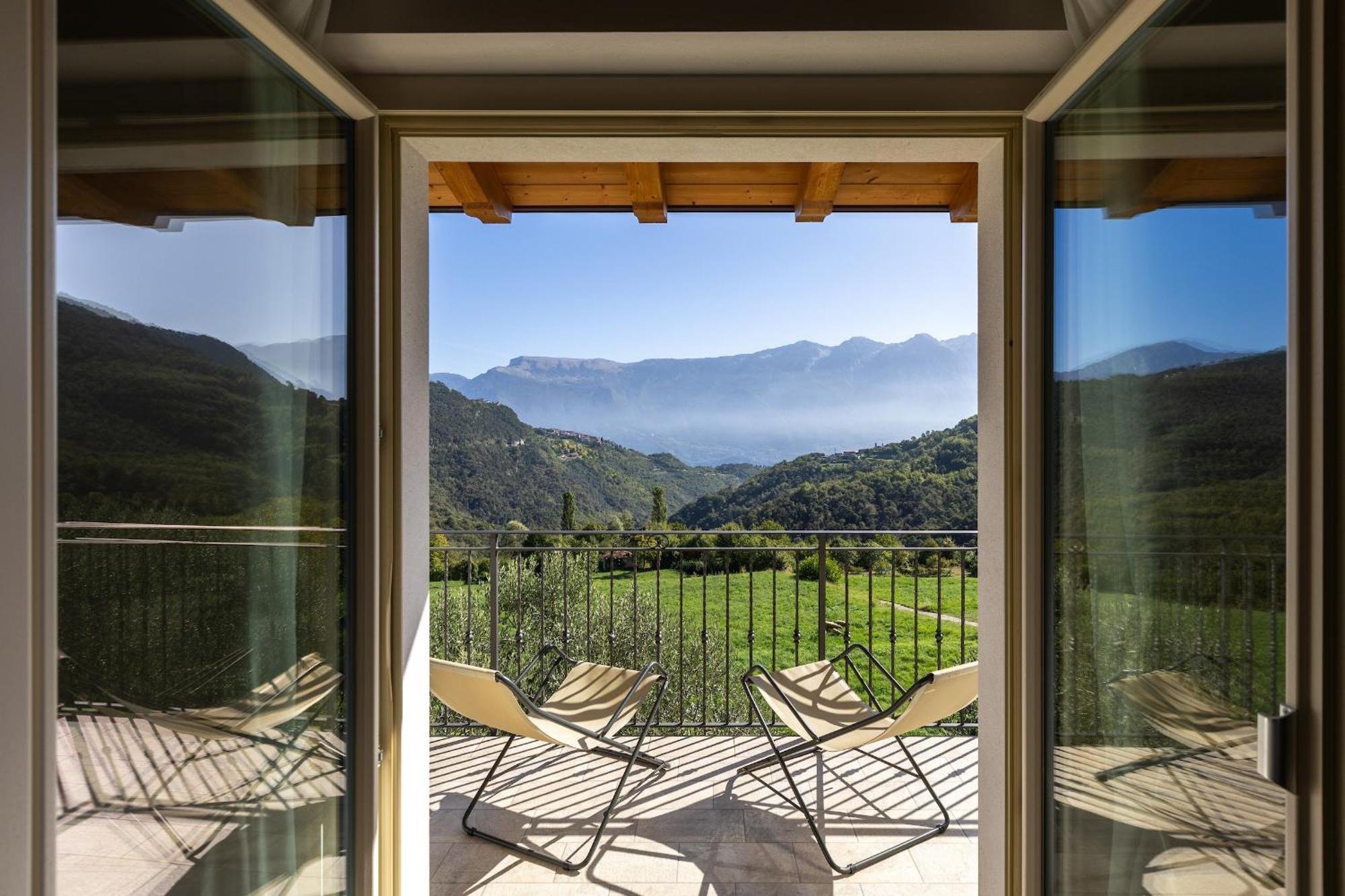Mos Country House Tremosine 外观 照片