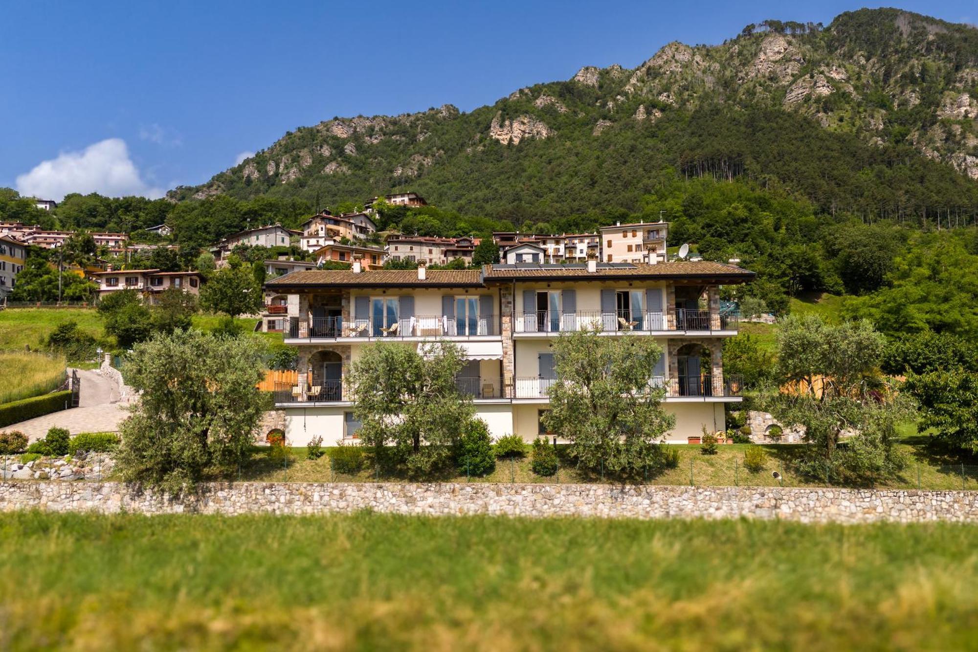 Mos Country House Tremosine 外观 照片